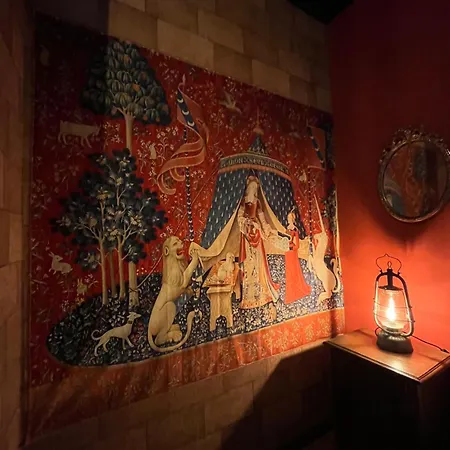 Le Repaire Magique Du Grand Sorcier Solre-le-Château