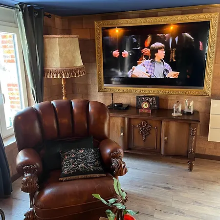 Le Repaire Magique Du Grand Sorcier *