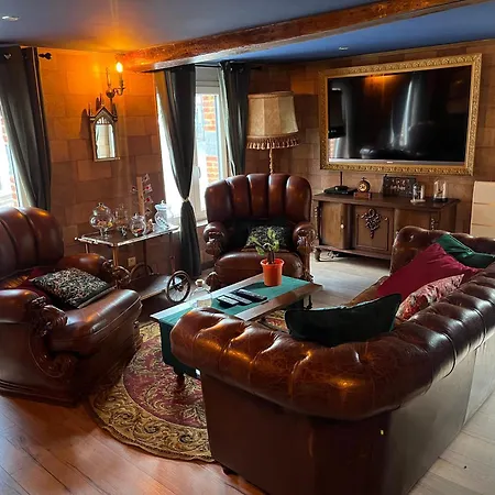 Le Repaire Magique Du Grand Sorcier